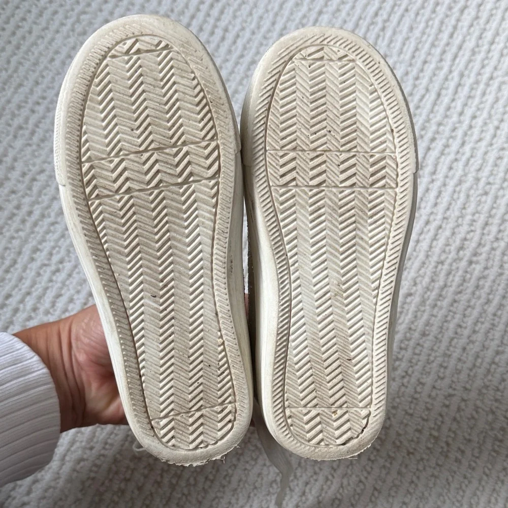 Sparkly White toddler girls Sneakers size 11